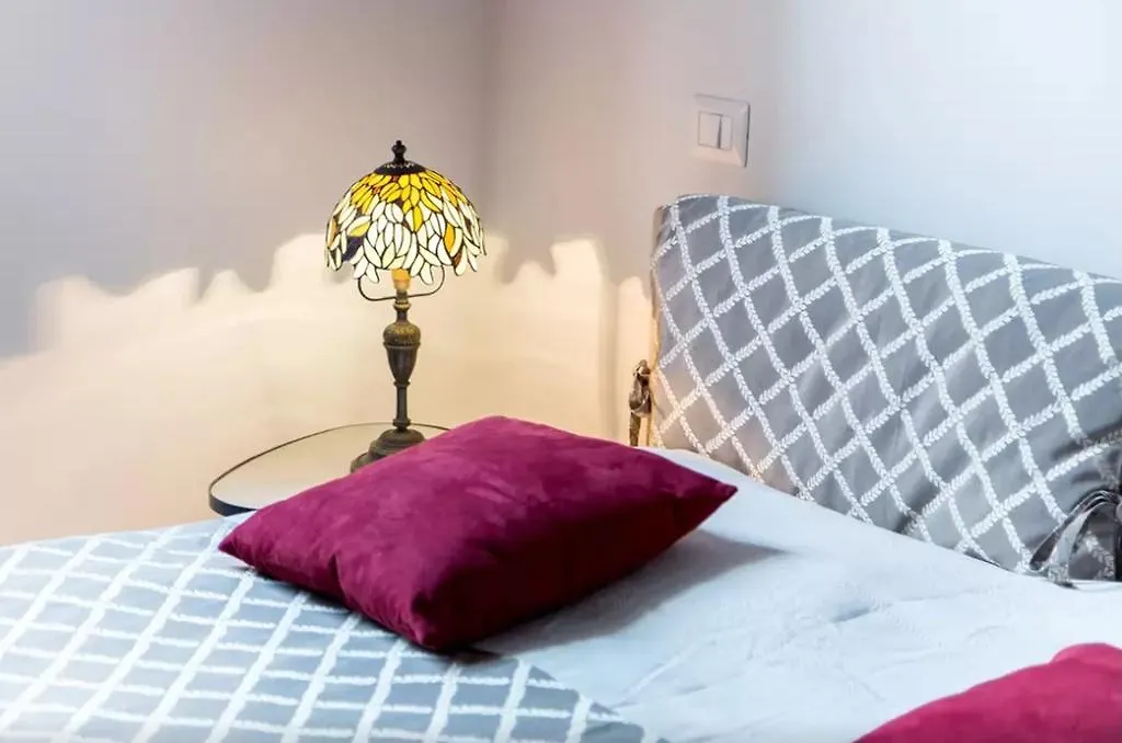 Elegant apartment near the Vatican&Piazza Navona Roma 0*,